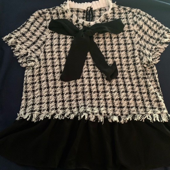 black and white dressy top